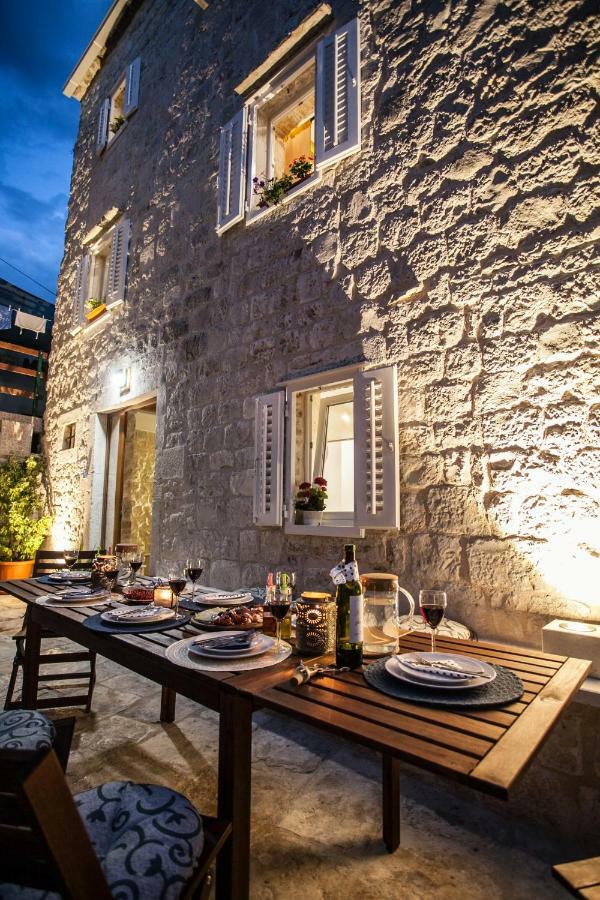 Villa Lucia Trogir Eksteriør bilde